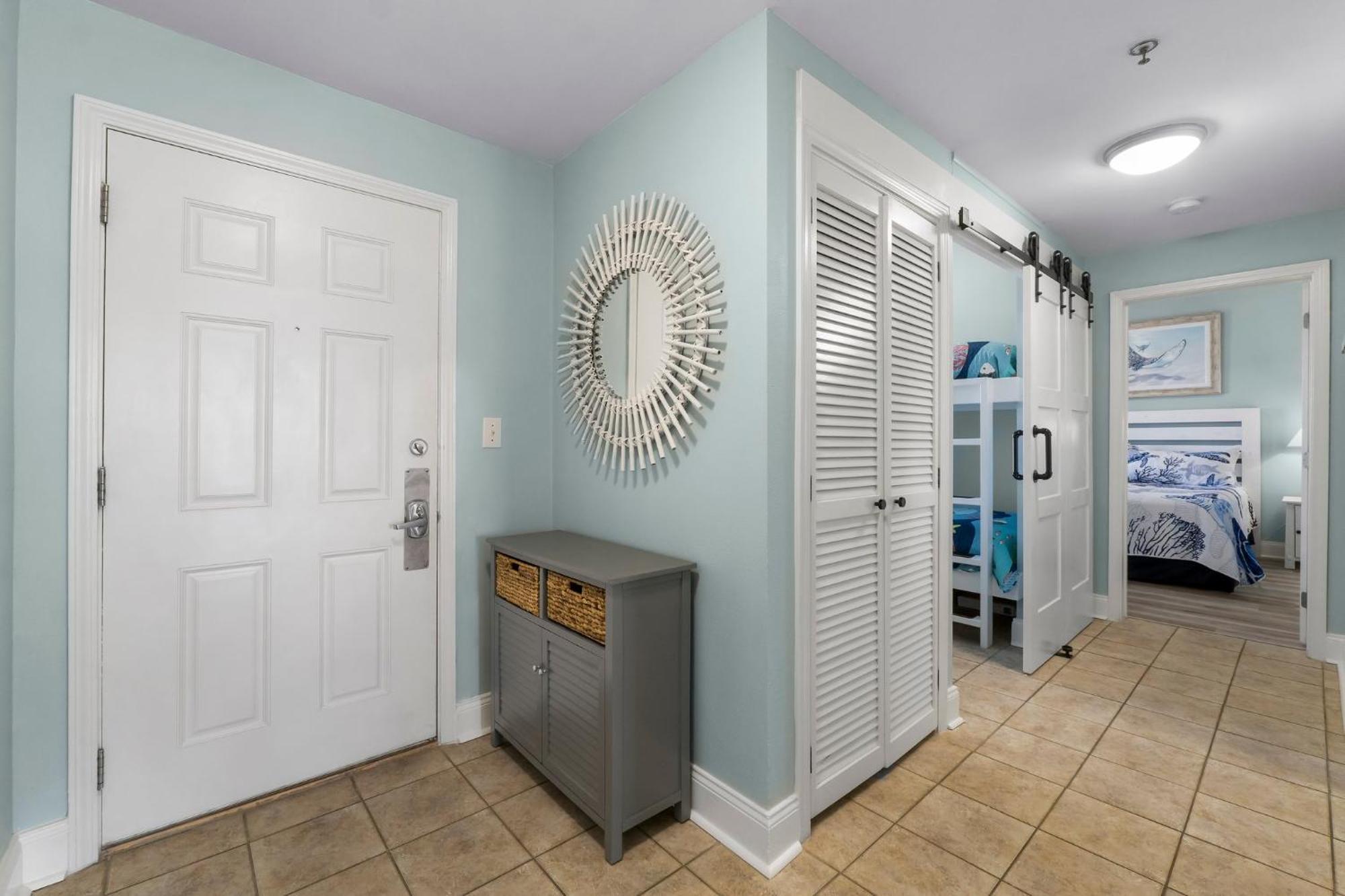 Coast Is Clear At Laketown Wharf #1225 By Nautical Holiday home