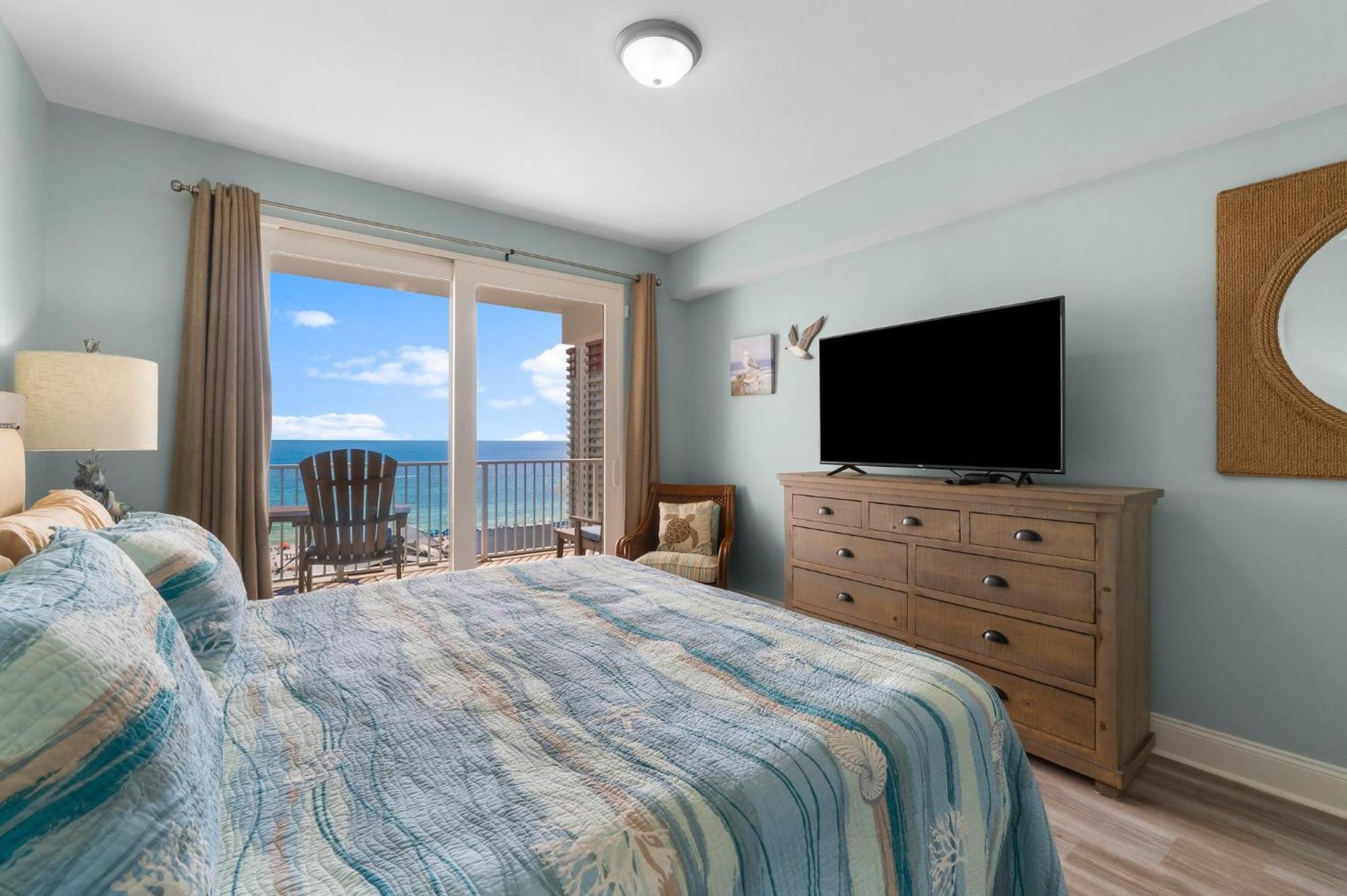 Coast Is Clear At Laketown Wharf #1225 By Nautical Holiday home *