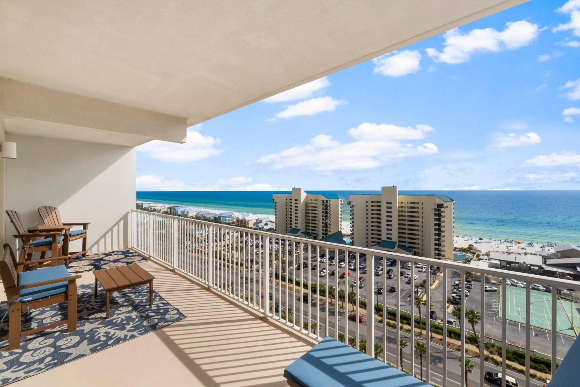 Holiday home Coast Is Clear At Laketown Wharf #1225 By Nautical Panama City Beach